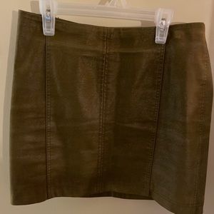 Free People vegan leather skirt size 6